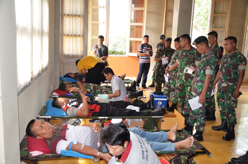 Donor Darah Dalam Rangka HUT TNI ke-72